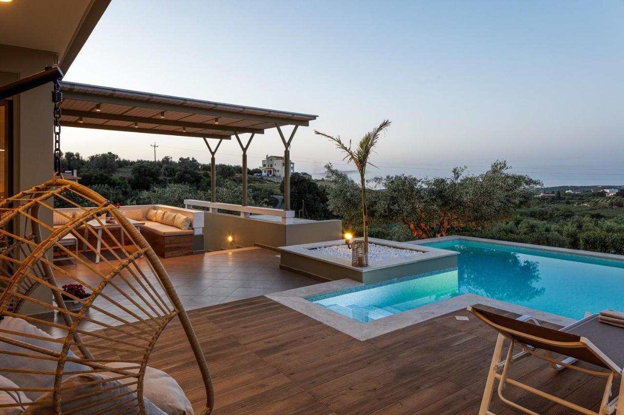 Rizes Villa With Jacuzzi & Heated Pool Agia Triada Exteriör bild