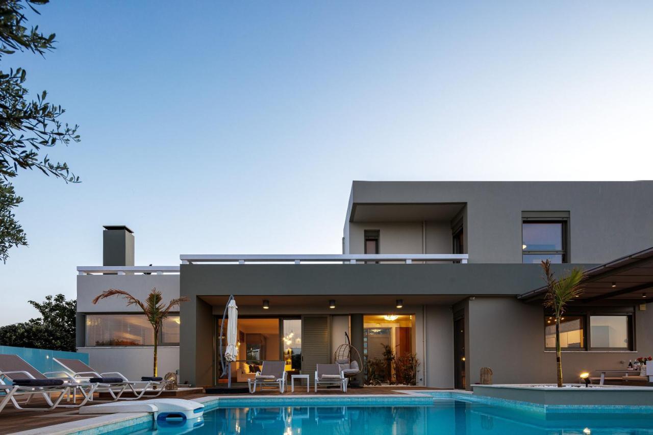 Rizes Villa With Jacuzzi & Heated Pool Agia Triada Exteriör bild